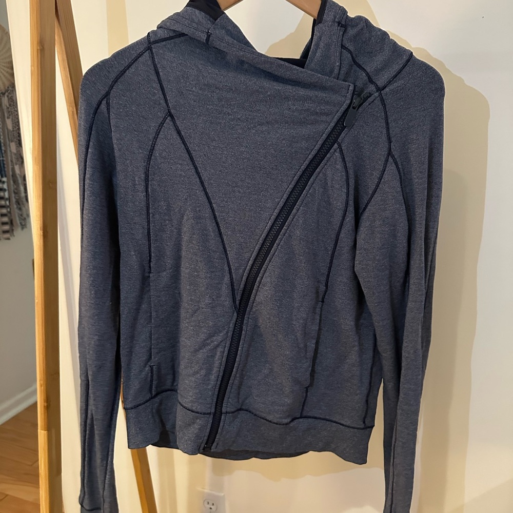 Lululemon Athletica zip up Hoodie